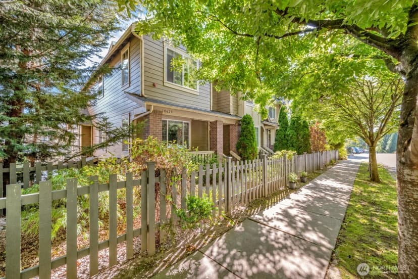 Property photo for 10625 Ross Road #3, Bothell photo 2