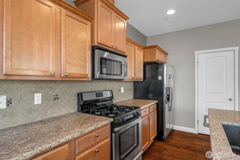 Property photo for 10625 Ross Road #3, Bothell photo 7