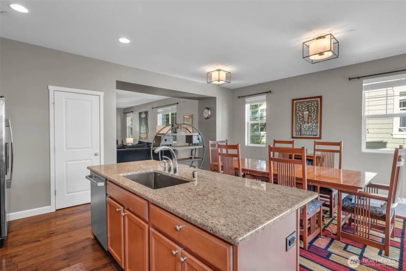 Property photo for 10625 Ross Road #3, Bothell photo 9