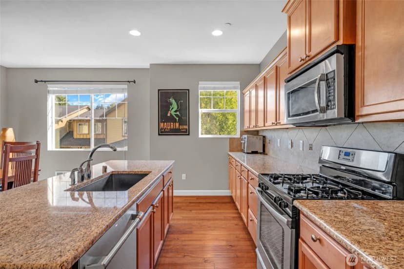 Property photo for 10625 Ross Road #3, Bothell photo 5