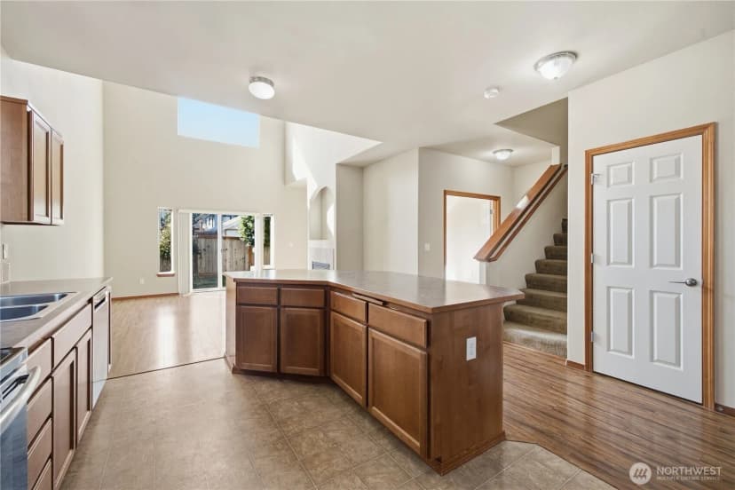 Property photo for 1752 S Prospect Lane, Tacoma photo 32