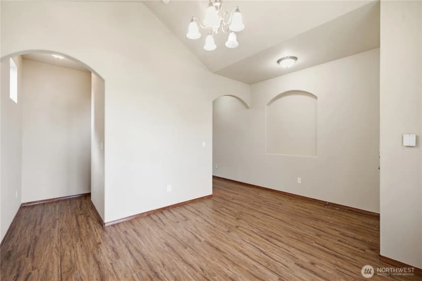 Property photo for 1752 S Prospect Lane, Tacoma photo 6