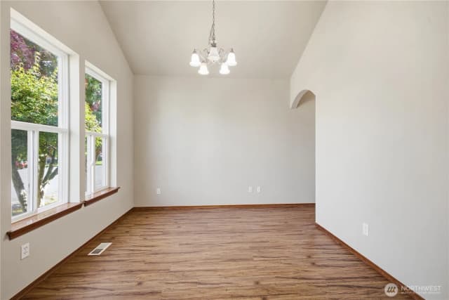 Property photo for 1752 S Prospect Lane, Tacoma photo 4