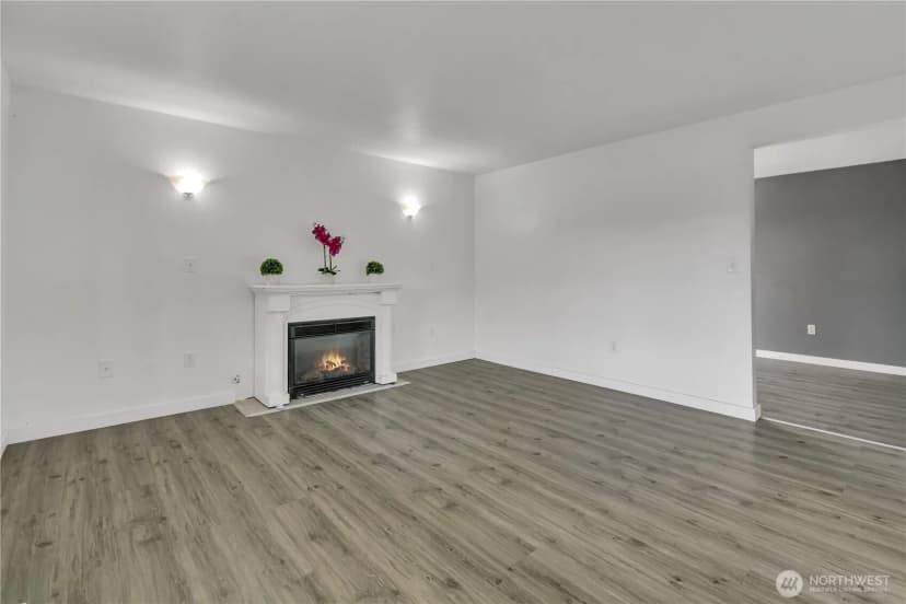 Property photo for 8402 E Sherwood Street, Tacoma photo 5