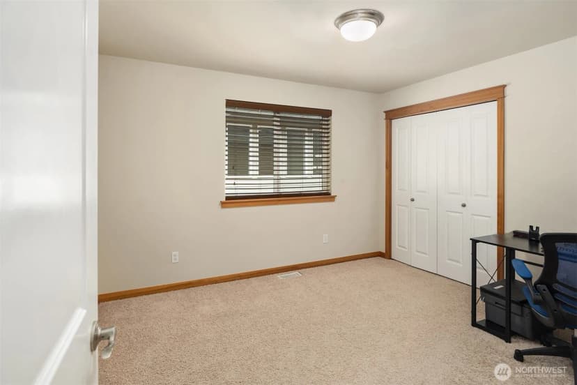 Property photo for 18430 42nd Avenue Se, Bothell photo 20