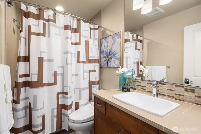 Property photo for 20 6th Street, Kirkland photo 21