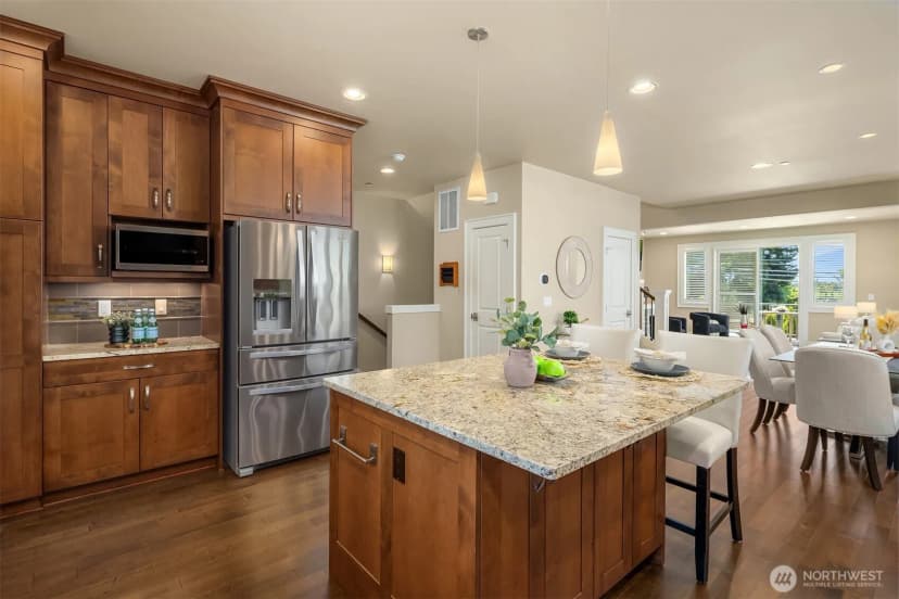 Property photo for 20 6th Street, Kirkland photo 16