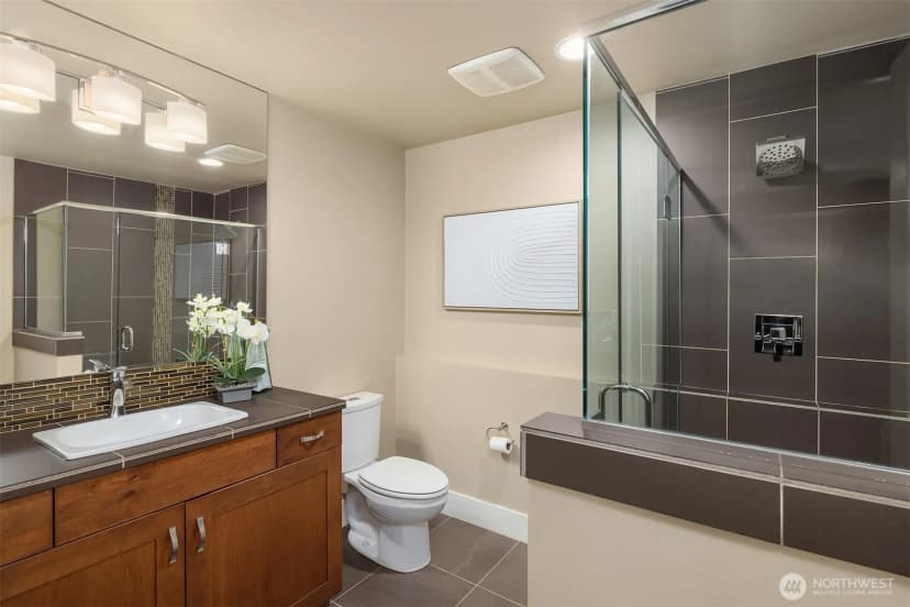 Property photo for 20 6th Street, Kirkland photo 34