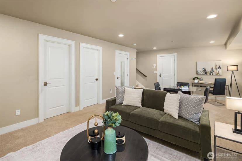 Property photo for 20 6th Street, Kirkland photo 33