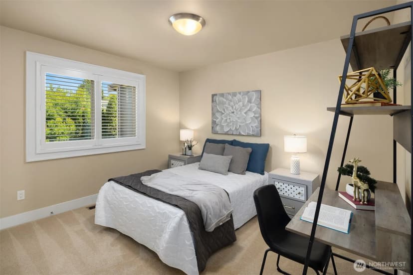 Property photo for 20 6th Street, Kirkland photo 19