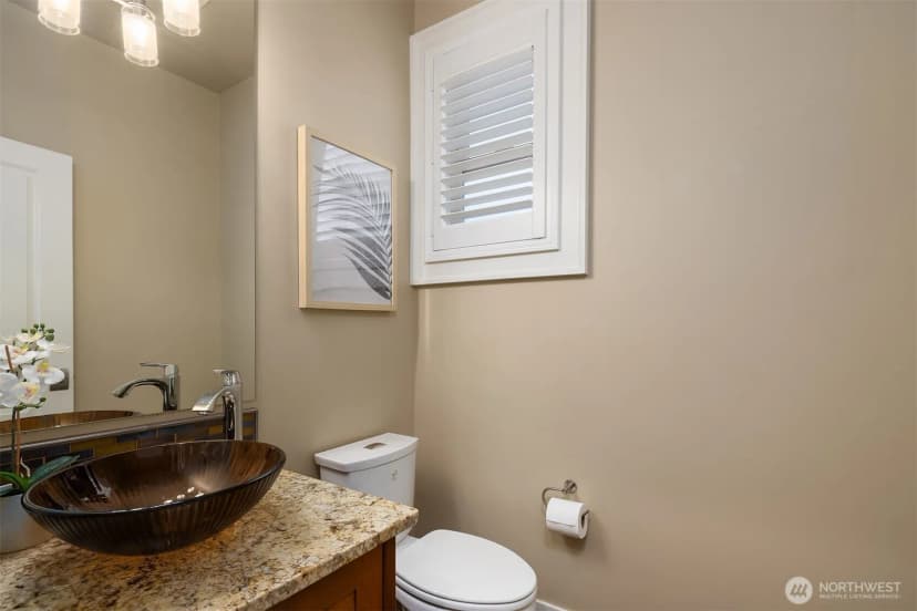 Property photo for 20 6th Street, Kirkland photo 18