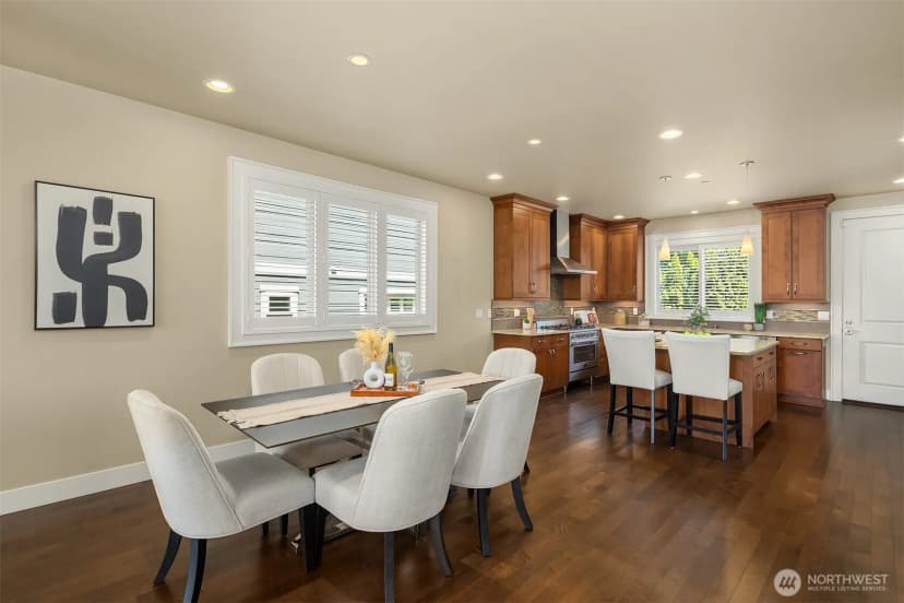 Property photo for 20 6th Street, Kirkland photo 9