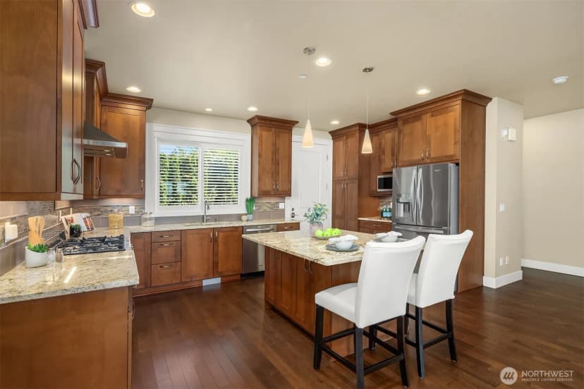 Property photo for 20 6th Street, Kirkland photo 12