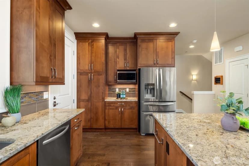 Property photo for 20 6th Street, Kirkland photo 15