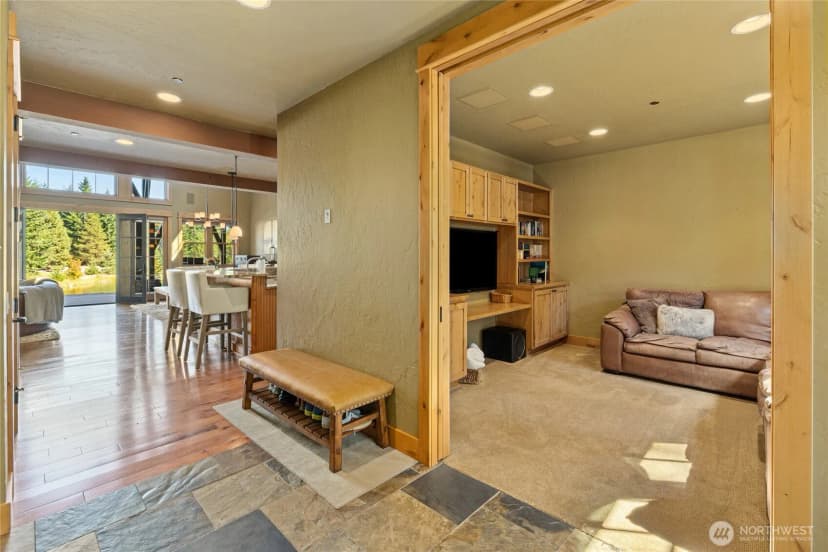 Property photo for 70 Saddle Ridge Loop, Cle Elum photo 6