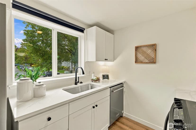Property photo for 14006 Ne 181st Place #b205, Woodinville photo 14