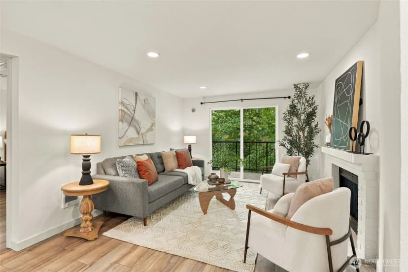 Property photo for 14006 Ne 181st Place #b205, Woodinville photo 5