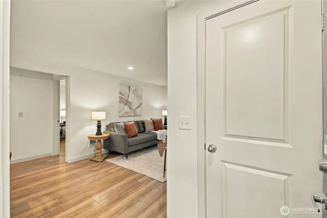 Property photo for 14006 Ne 181st Place #b205, Woodinville photo 4