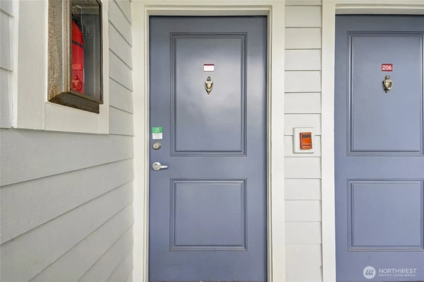 Property photo for 14006 Ne 181st Place #b205, Woodinville photo 3
