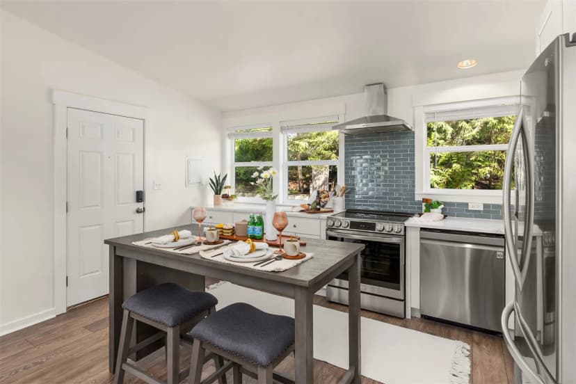 Property photo for 1574 Ne Park View Dr #5, Bainbridge Island photo 8