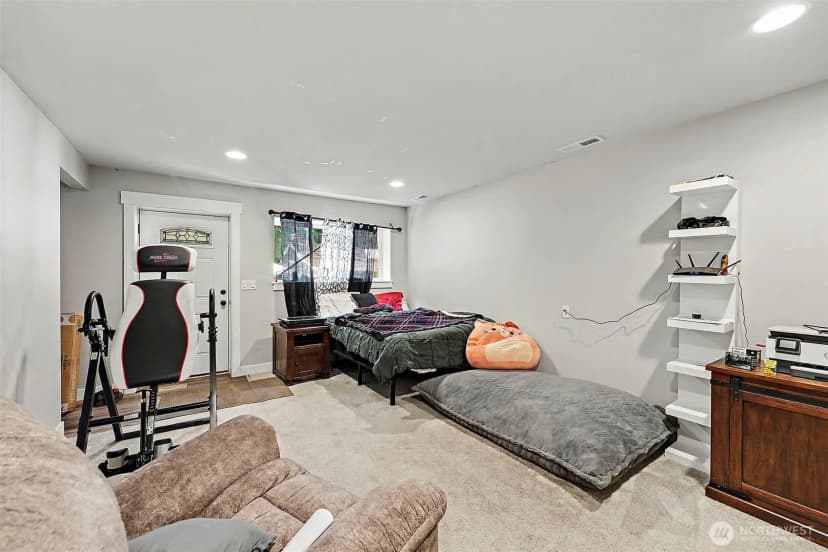 Property photo for 10017 137th Street Nw, Gig Harbor photo 9