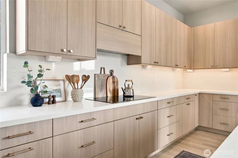 Property photo for 542 N 104th Street, Seattle photo 19