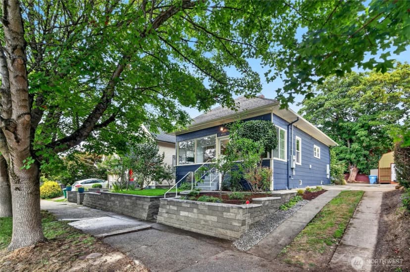 Property photo for 4218 26th Avenue Sw, Seattle photo 27