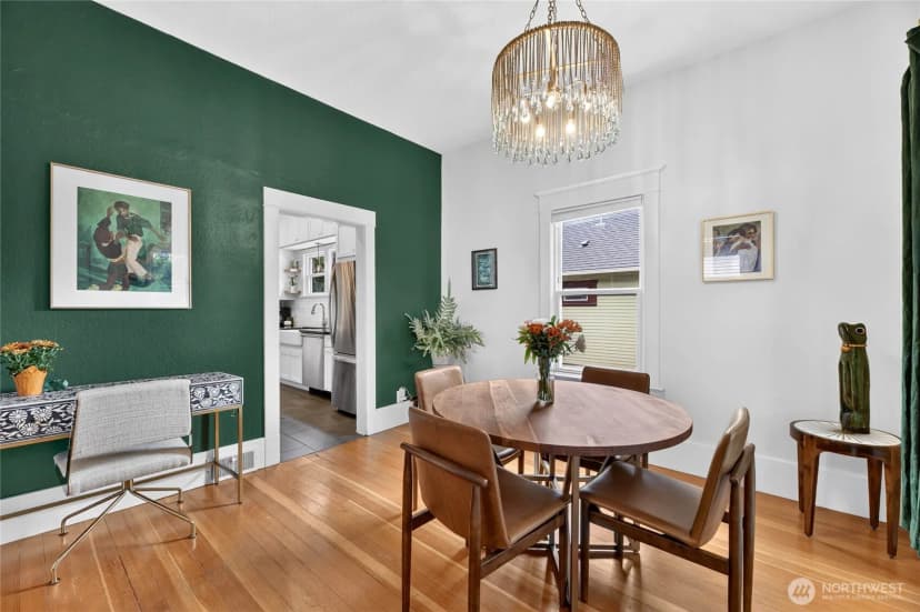 Property photo for 4218 26th Avenue Sw, Seattle photo 9