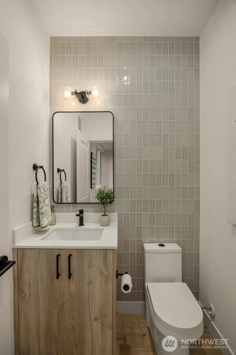 Property photo for 14340 Bagley Avenue N, Seattle photo 7