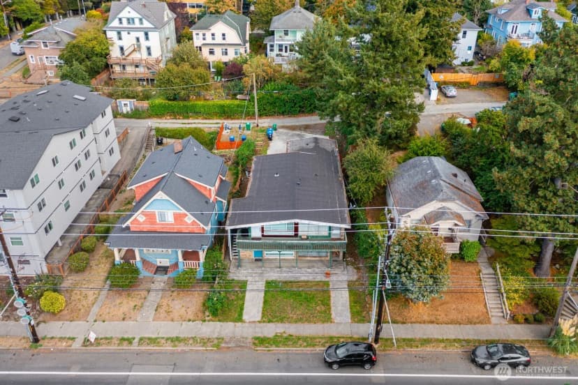 Property photo for 1316 12th Avenue S, Seattle photo 22