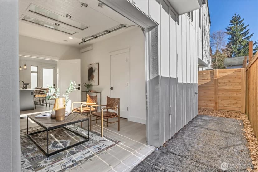 Property photo for 12044 Hiram Place Ne #c, Seattle photo 9