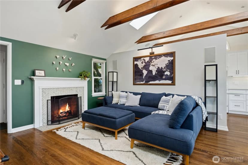 Property photo for 2837 12th Avenue W, Seattle photo 6