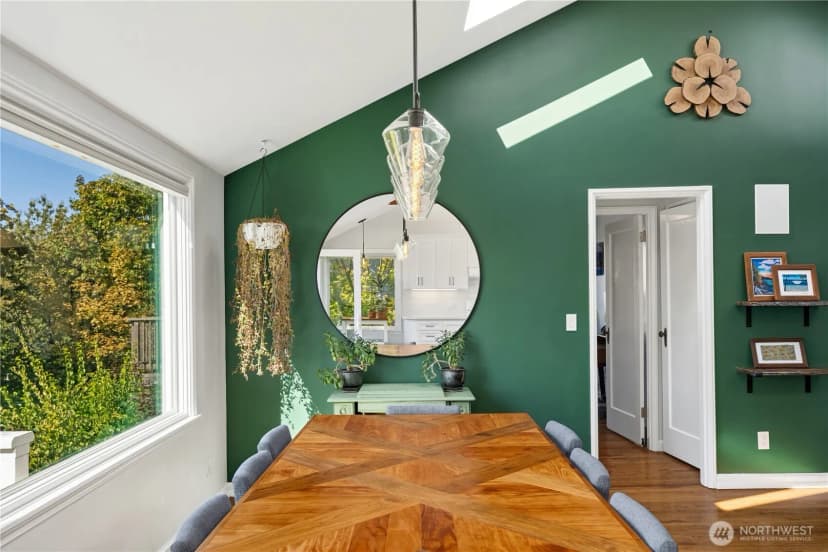Property photo for 2837 12th Avenue W, Seattle photo 12