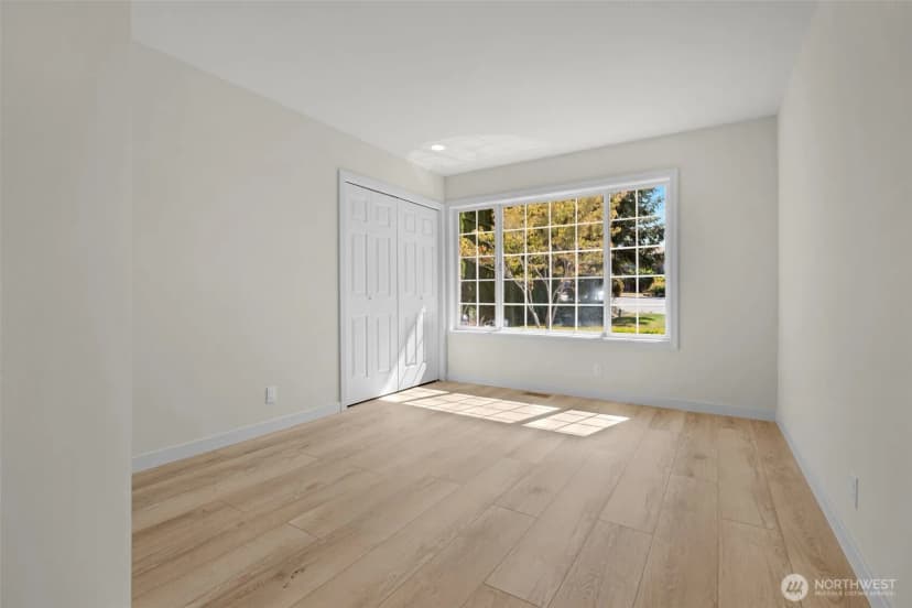 Property photo for 2145 Clover Court, Mukilteo photo 18