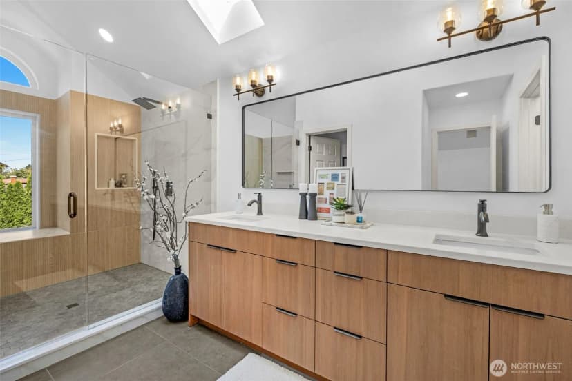 Property photo for 2145 Clover Court, Mukilteo photo 15