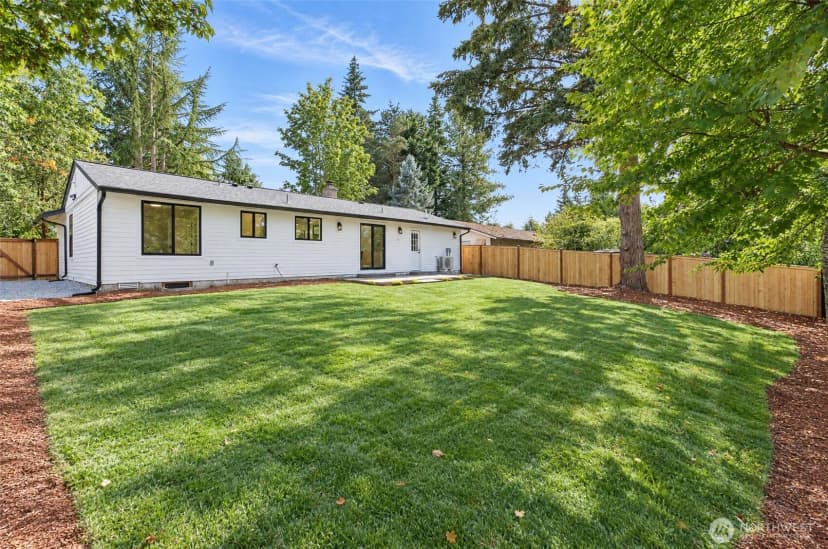 Property photo for 633 221st Street Sw, Bothell photo 27