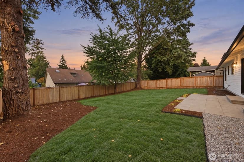 Property photo for 633 221st Street Sw, Bothell photo 29