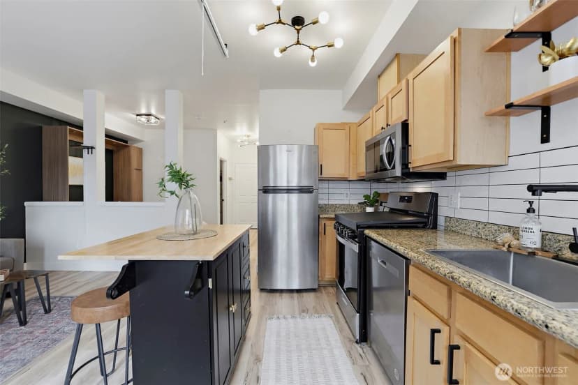 Property photo for 537 225th Lane Ne #c102, Sammamish photo 13