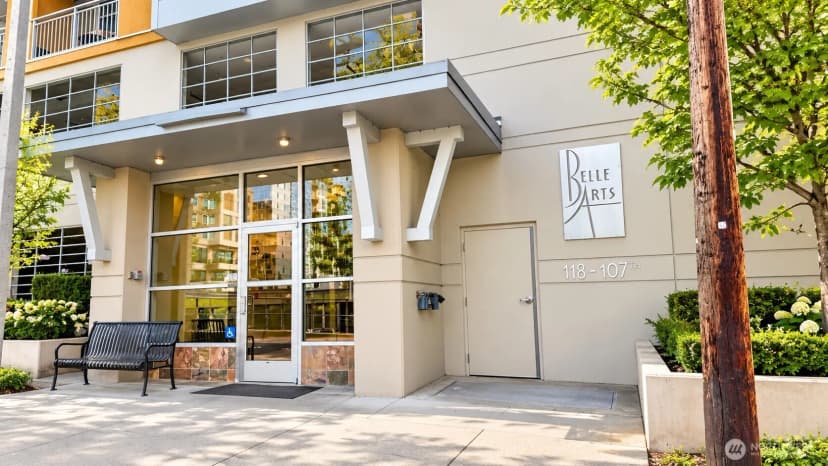 Property photo for 118 107th Avenue Ne, Bellevue photo 19