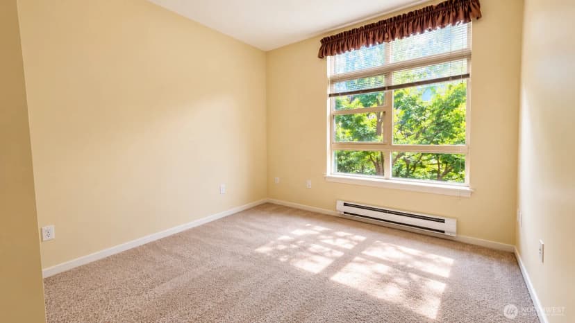 Property photo for 118 107th Avenue Ne, Bellevue photo 12