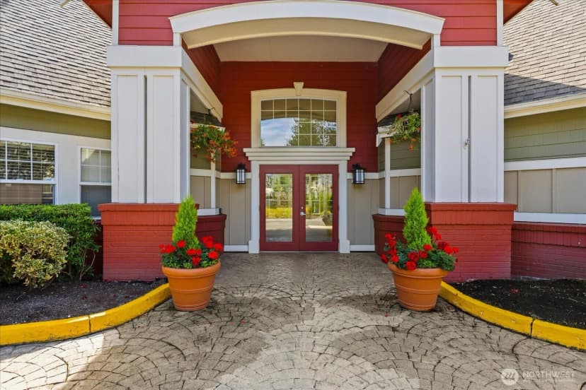 Property photo for 7711 Ne 175th Street #f202, Kenmore photo 11