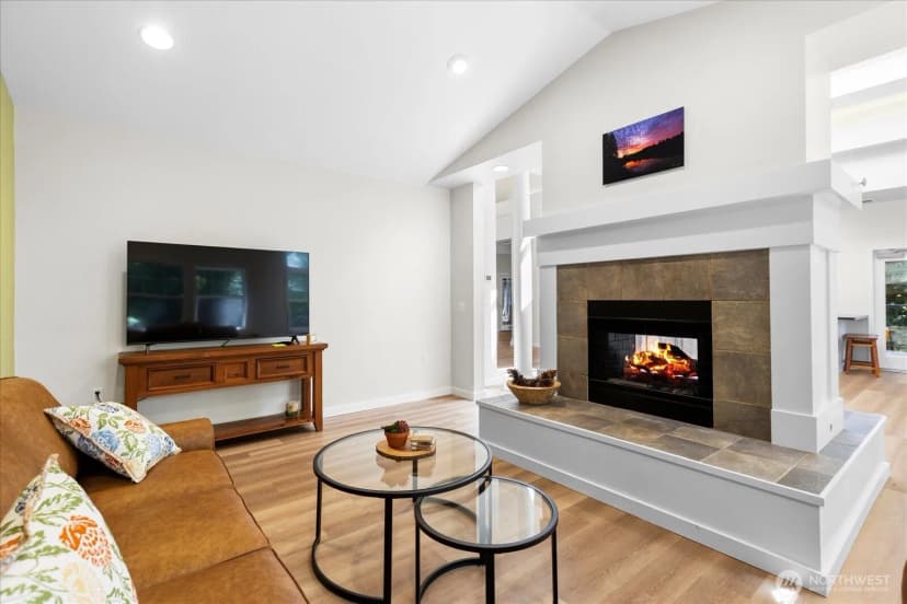 Property photo for 7711 Ne 175th Street #f202, Kenmore photo 17
