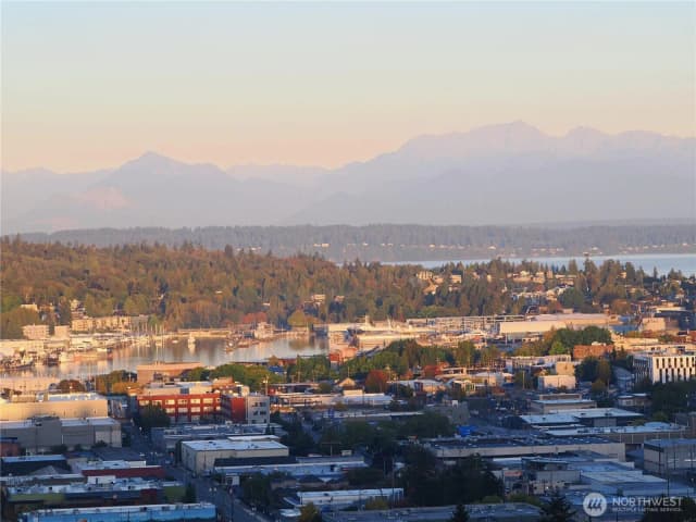 Property photo for 4511 Greenwood Avenue N #4, Seattle