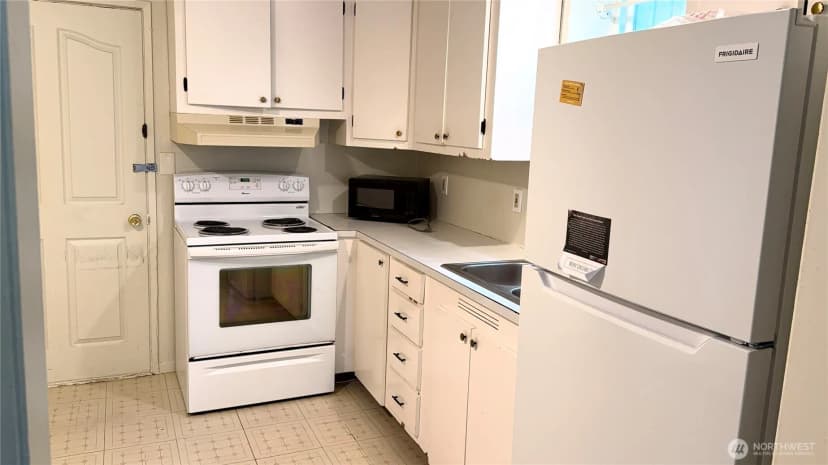 Property photo for 1537 15th Avenue S, Seattle photo 8