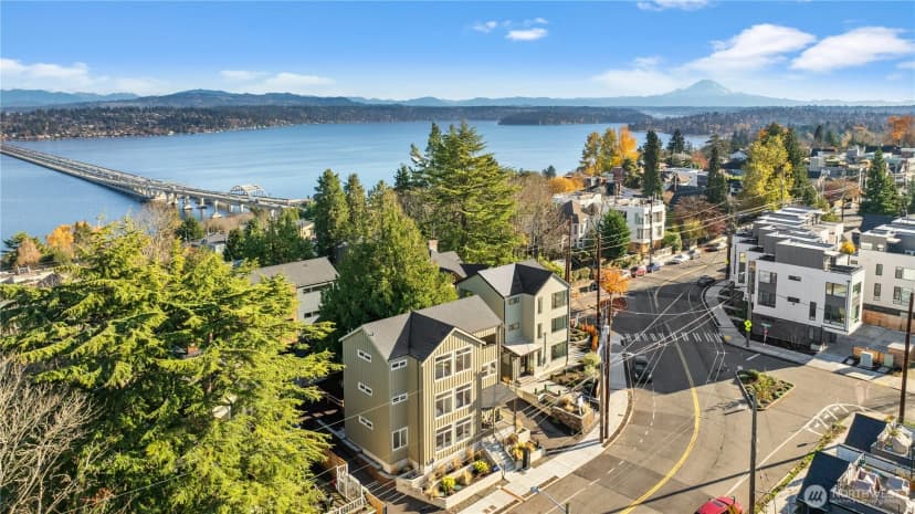 Property photo for 1132 31st Avenue S, Seattle