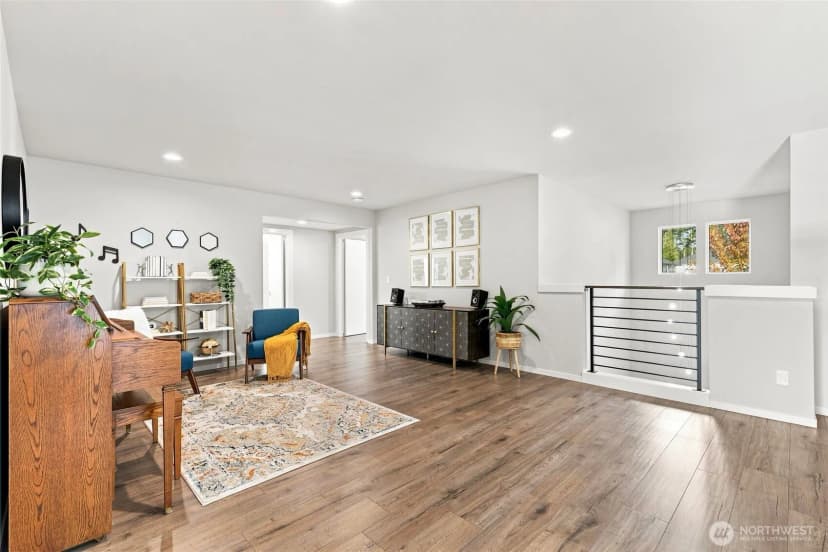 Property photo for 33569 Walnut Avenue Se, Black Diamond photo 15