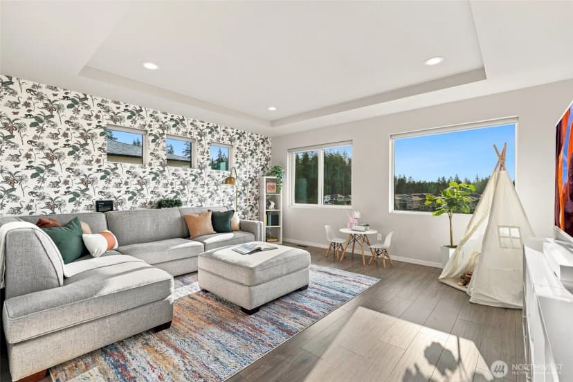 Property photo for 33569 Walnut Avenue Se, Black Diamond photo 21