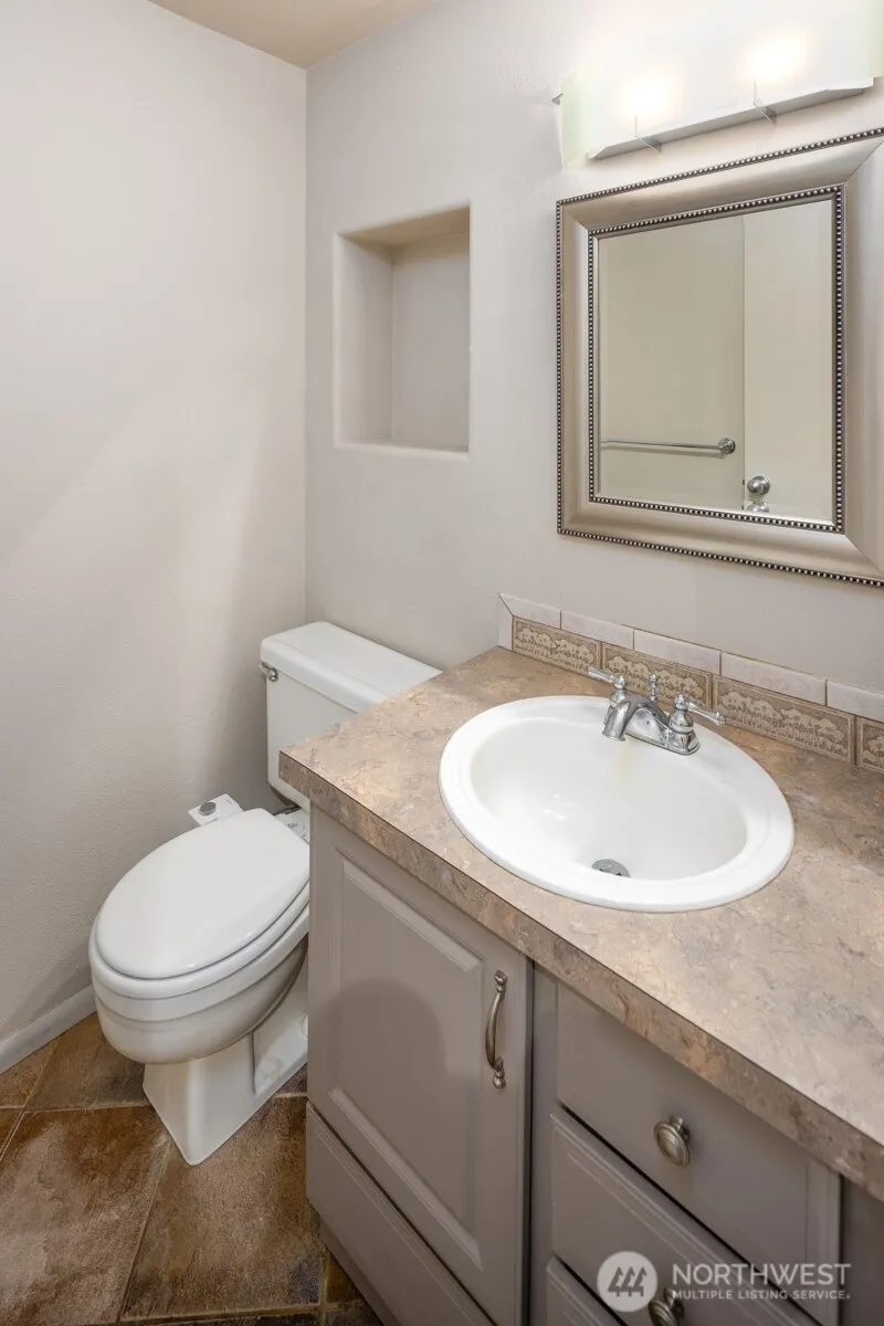 Property photo for 150 Melrose Avenue E #407, Seattle photo 18