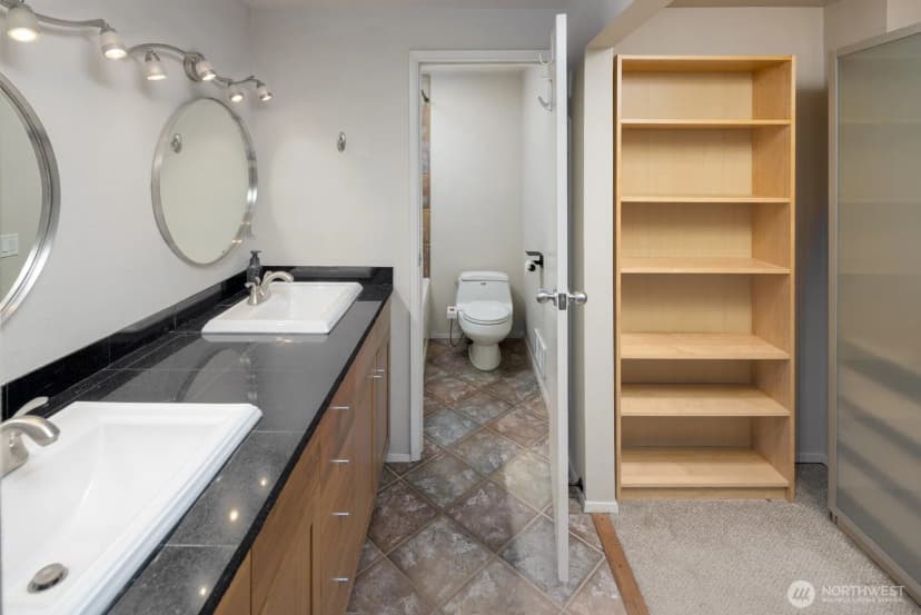 Property photo for 150 Melrose Avenue E #407, Seattle photo 11