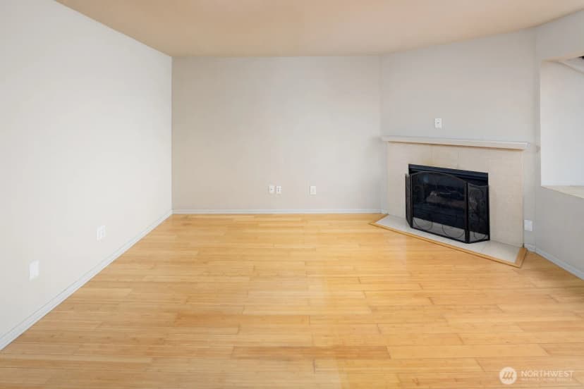 Property photo for 150 Melrose Avenue E #407, Seattle photo 9